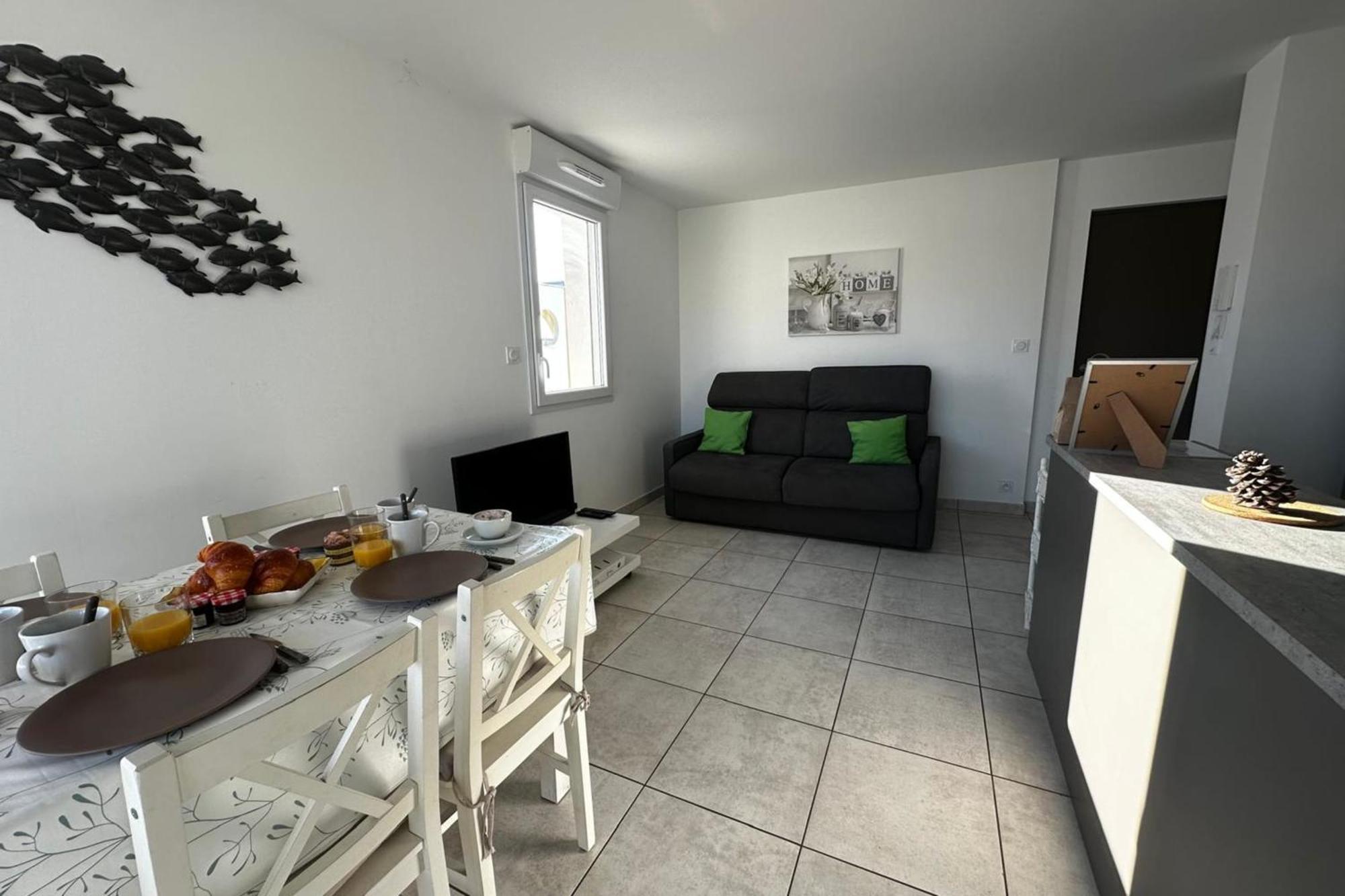 La Roseliere Appartement 2 Chambres 6 Couchages A 400 M De La Plage Le Grau-du-Roi Bagian luar foto