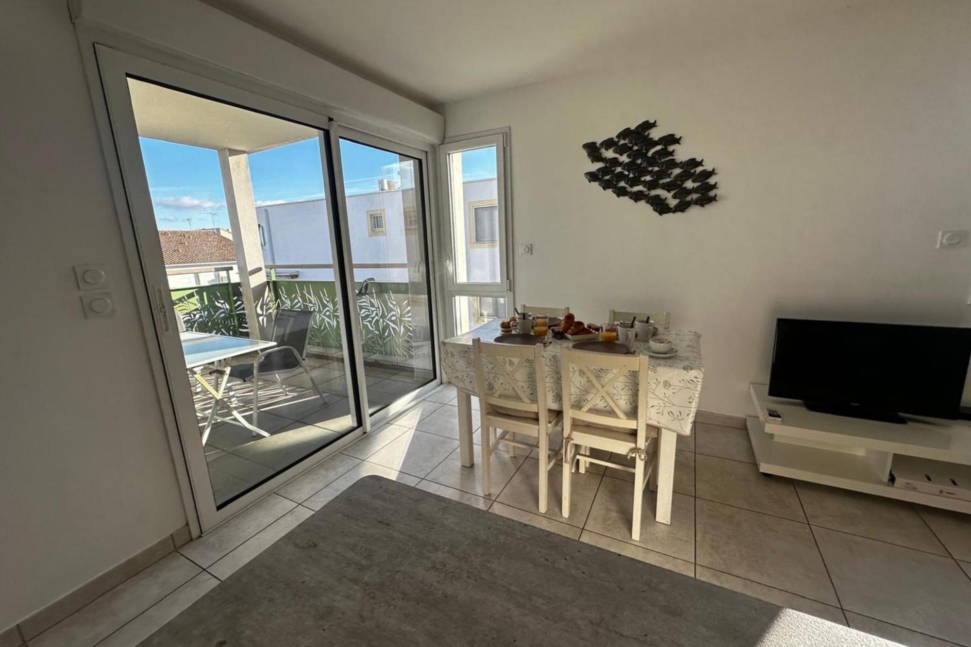 La Roseliere Appartement 2 Chambres 6 Couchages A 400 M De La Plage Le Grau-du-Roi Bagian luar foto